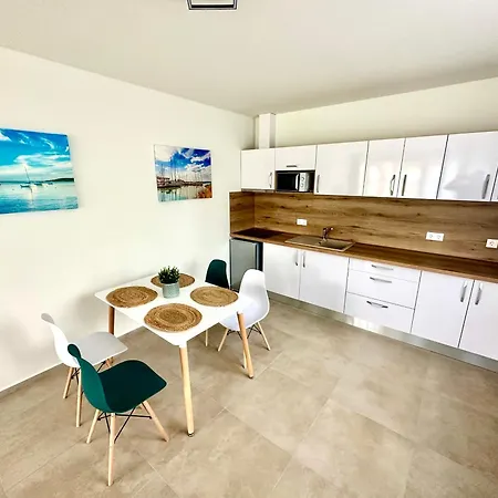 Ady Corner Premium - Apartment Siofok