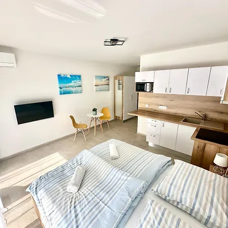 Ady Corner Premium - * Siofok