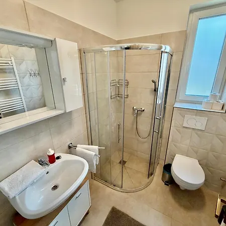 Ady Corner Premium - Apartament *