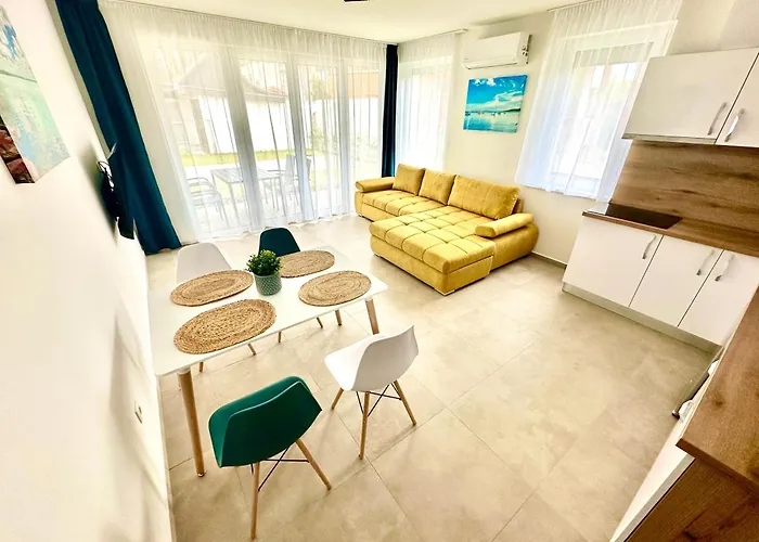 Ady Corner Prémium - Siófok